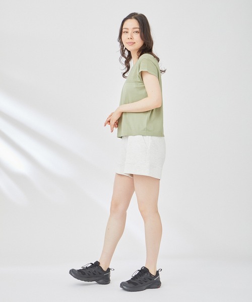 VARLEY(バーレイ)の「【Varley】CALLOWAY BOXY TEE(Tシャツ/カットソー・レディース・ベージュ/グリーン系その他・S)」の9枚目の写真