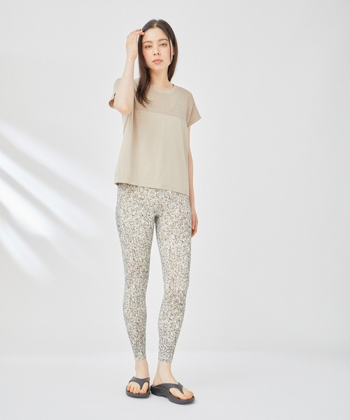VARLEY(バーレイ)の「【Varley】CALLOWAY BOXY TEE(Tシャツ/カットソー・レディース・ベージュ/グリーン系その他・S)」の5枚目の写真