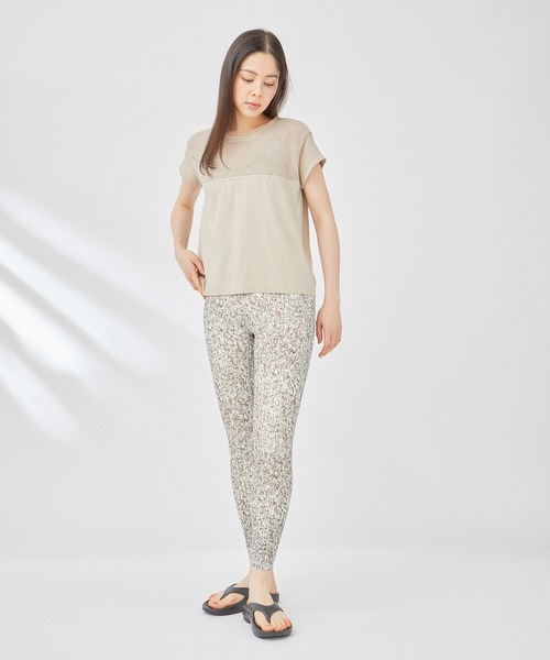 VARLEY(バーレイ)の「【Varley】CALLOWAY BOXY TEE(Tシャツ/カットソー・レディース・ベージュ/グリーン系その他・S)」の4枚目の写真