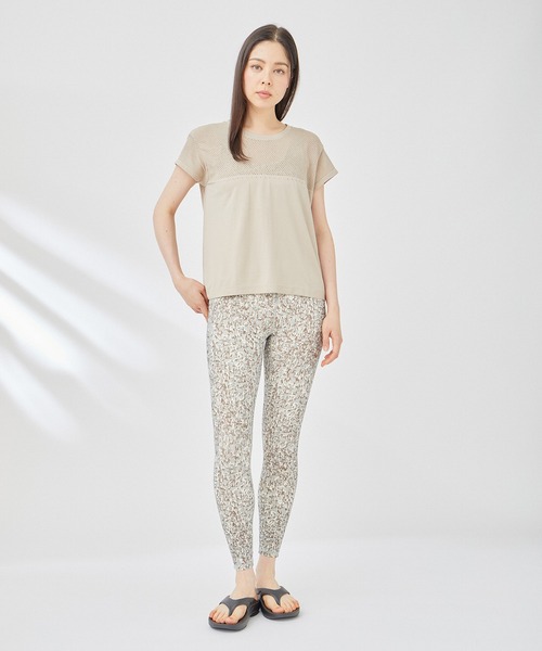 VARLEY(バーレイ)の「【Varley】CALLOWAY BOXY TEE(Tシャツ/カットソー・レディース・ベージュ/グリーン系その他・S)」の3枚目の写真