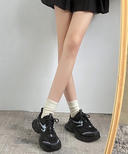 Lace Ladies（レースレディース）の「メッシュ ドッキング 配色 厚底 ダッド スニーカー（スニーカー・レディース・アイボリー/ブラック/シルバー・23.5/ 25/23/24/22.5/24.5）」の4枚目の写真