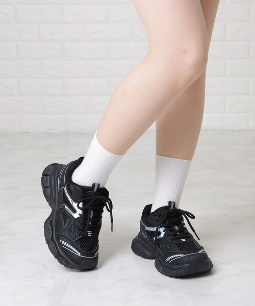 Lace Ladies（レースレディース）の「メッシュ ドッキング 配色 厚底 ダッド スニーカー（スニーカー・レディース・アイボリー/ブラック/シルバー・23.5/ 25/23/24/22.5/24.5）」の13枚目の写真