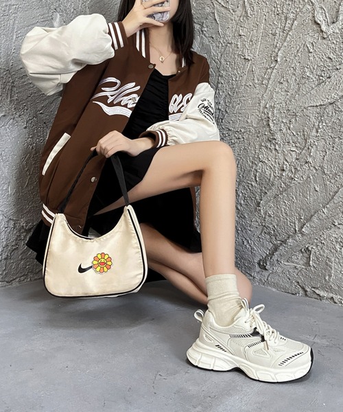 Lace Ladies（レースレディース）の「メッシュ ドッキング 配色 厚底 ダッド スニーカー（スニーカー・レディース・アイボリー/ブラック/シルバー・23.5/ 25/23/24/22.5/24.5）」の18枚目の写真