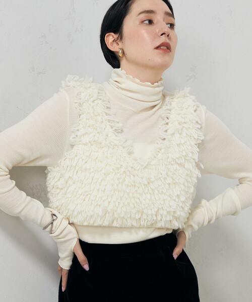 Laraaji(ララージ)の「ループ編みビスチェ(ベスト・レディース・オフホワイト/チャコールグレー・38)」の17枚目の写真