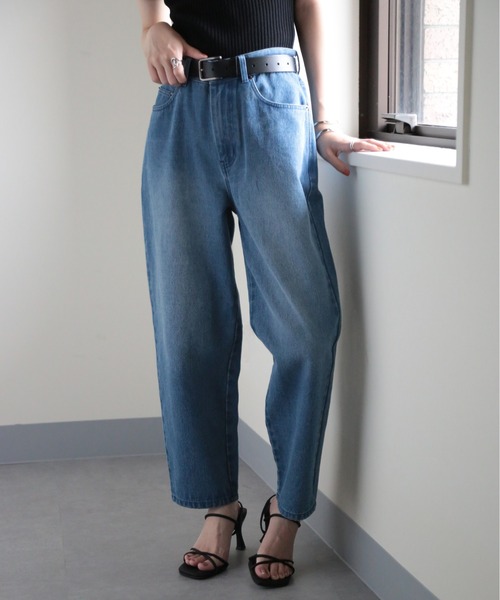 MAISON BREEZE（メゾンブリーズ）の「【MAISON BREEZE】バックポケットストレート加工デニム 223-703-3232 DTK（デニムパンツ・レディース・ブルー/ライトブルー・S/M）」の2枚目の写真