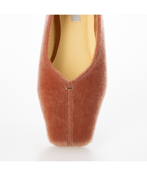 EVOL（イーボル）の「【EVOL】Vカットスクエアパンプス IX5486（パンプス・レディース・ブラック/シルバー/ピンク/アイボリー/ゴールド・25.0cm/22.5cm/23.5cm/24.5cm/23.0cm/24.0cm/22.0cm）」の16枚目の写真