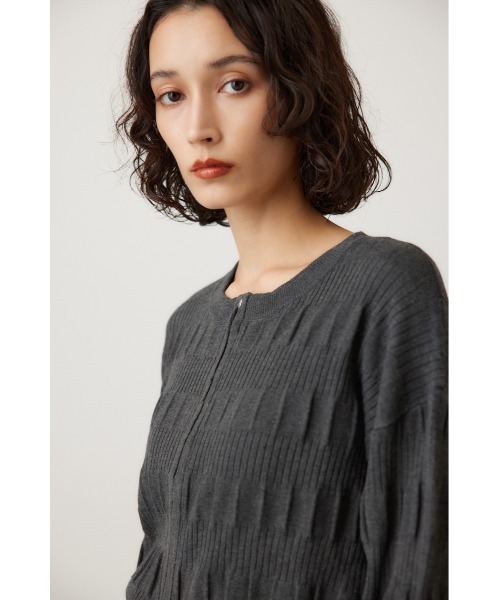 crie conforto(クリーコンフォルト)の「スモッキングリブカーデ(カーディガン/ボレロ・レディース・ベージュ/バーガンディー/ブラック/チャコールグレー・FREE)」の16枚目の写真