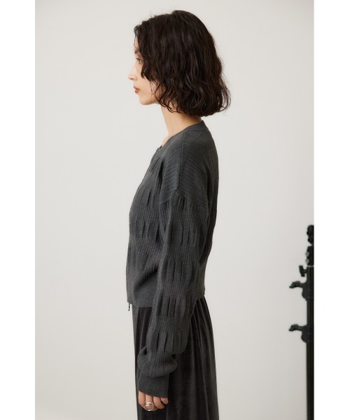 crie conforto(クリーコンフォルト)の「スモッキングリブカーデ(カーディガン/ボレロ・レディース・ベージュ/バーガンディー/ブラック/チャコールグレー・FREE)」の20枚目の写真