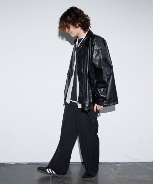 GLAZOS（グラソス）の「【大人向けサイズあり】合皮ブルゾン（ブルゾン・キッズ・ブラック・S/M/L/LL）」の2枚目の写真