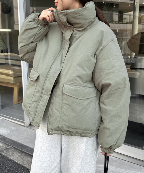 andme(アンドミー)の「ダブルポケット中綿ダウンジャケット(ダウンジャケット/コート・レディース・ブラック/アイボリー/グレー/ライトカーキ・M/L)」の17枚目の写真