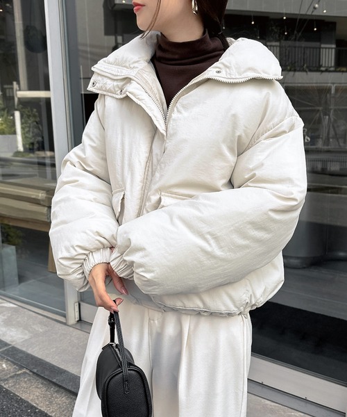 andme(アンドミー)の「ダブルポケット中綿ダウンジャケット(ダウンジャケット/コート・レディース・ブラック/アイボリー/グレー/ライトカーキ・M/L)」の7枚目の写真