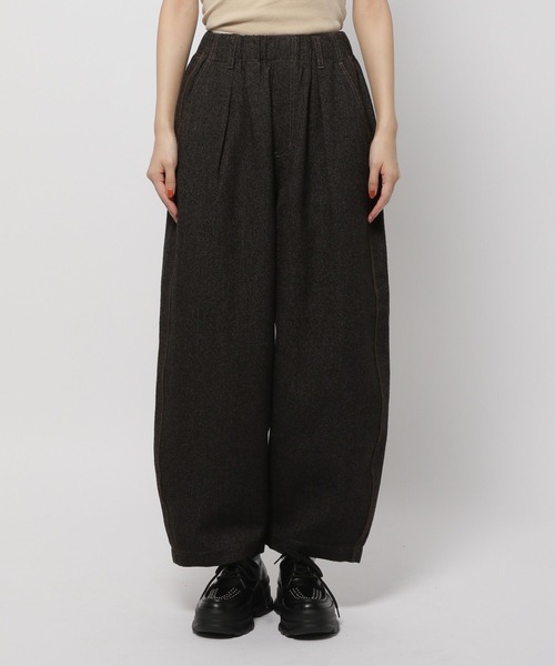 niko and（ニコアンド）の「オジネップスラックスパンツ