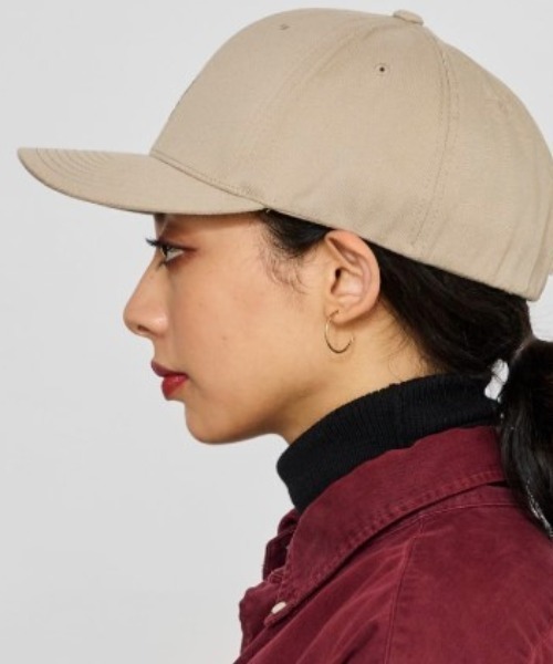 KANGOL（カンゴール）の「【KANGOL】WOOL FLEXFIT BASEBALL  230069603（キャップ・レディース・ブラック/ベージュ/ダークインディゴブルー/ホワイト・M/L/XXL）」の6枚目の写真