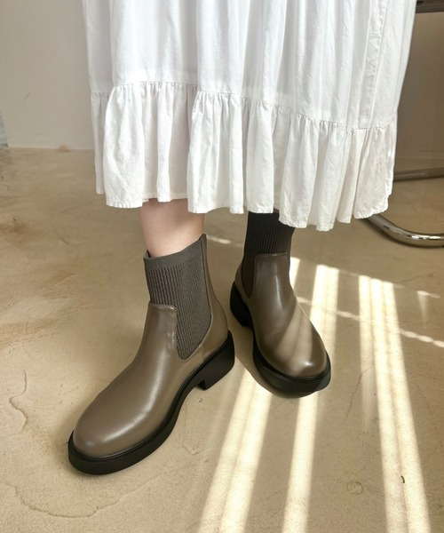 WA ORiental TRaffic（ダブルエーオリエンタルトラフィック）の「リブニットバックジップブーツ 42407（ブーツ・レディース・ブラウン/ベージュ/ブラック・S/M/L/LL）」の21枚目の写真