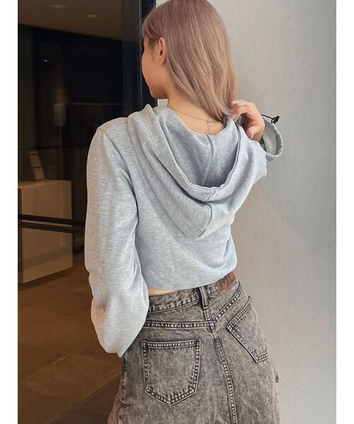 GYDA（ジェイダ）の「MCPスピンドルショートスウェットパーカー（パーカー・レディース・グレー/レッド/ブラック・FREE）」の16枚目の写真