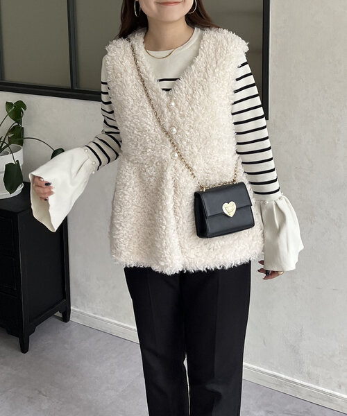 prose verse(プロズヴェール)の「パールボタンペプラムファーベスト(ベスト・レディース・アイボリー・MEDIUM/LARGE)」の6枚目の写真