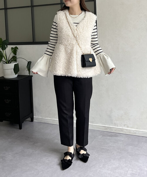 prose verse(プロズヴェール)の「パールボタンペプラムファーベスト(ベスト・レディース・アイボリー・MEDIUM/LARGE)」の16枚目の写真