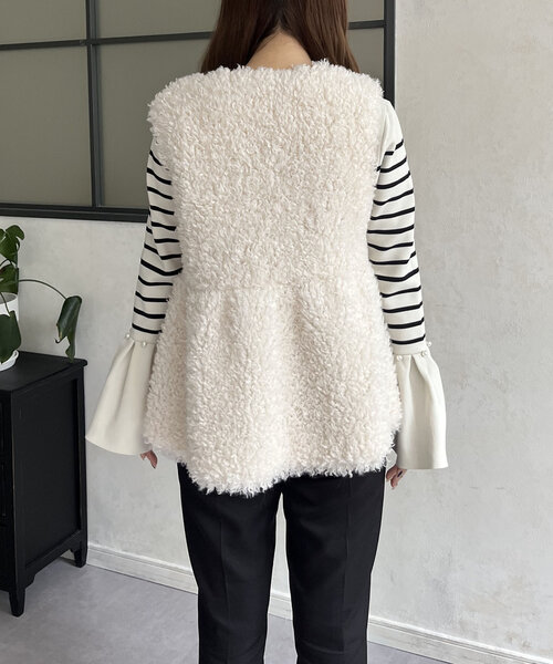 prose verse(プロズヴェール)の「パールボタンペプラムファーベスト(ベスト・レディース・アイボリー・MEDIUM/LARGE)」の21枚目の写真