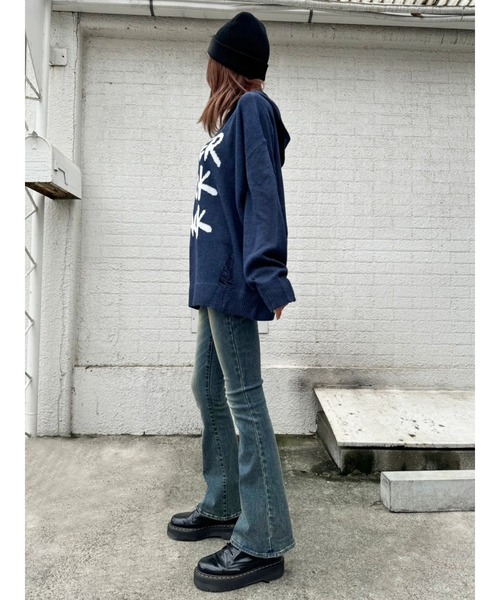 EGOIST（エゴイスト）の「ロゴダメージニットフーディ（ニット/セーター・レディース・ブルー/ホワイト/ブラック・FREE）」の19枚目の写真