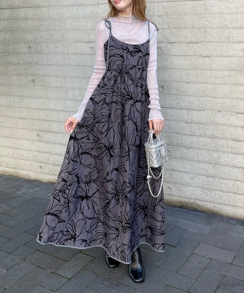 clear（クリア）の「【低身長サイズ有】フロッキープリントキャミソールワンピース [大人可愛い スタイルアップ]≪2024AW新作≫（ワンピース・レディース・ブラック/チャコールグレー/ピンク/グレー・F/XS）」の13枚目の写真