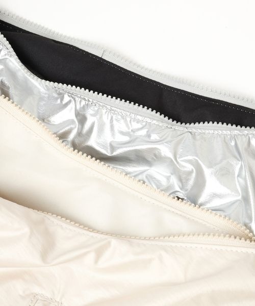 LOWRYS FARM（ローリーズファーム）の「ハーフムーンショルダーＢＡＧ　 202292（ショルダーバッグ・レディース・アイボリー/ブラック/シルバー・FREE）」の21枚目の写真