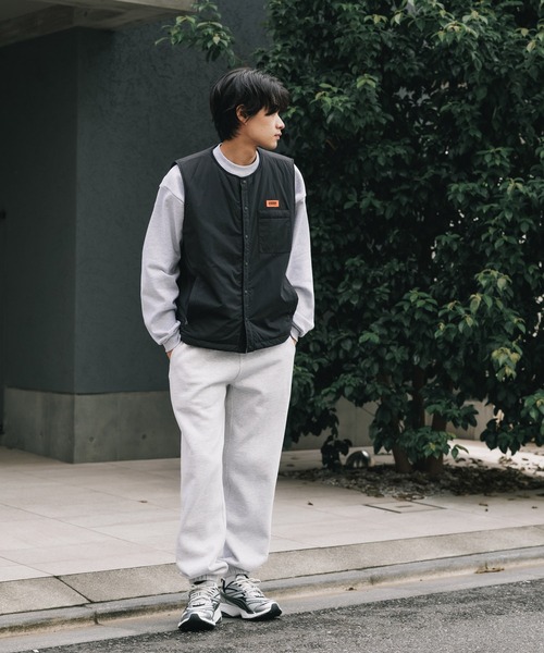 UNIVERSAL OVERALL（ユニバーサルオーバーオール）の「UNIVERSAL OVERALL/ユニバーサルオーバーオール INSULATION VEST ベスト（ベスト・メンズ・ブラック/ベージュ・M/L/XL）」の22枚目の写真