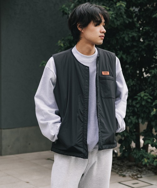 UNIVERSAL OVERALL（ユニバーサルオーバーオール）の「UNIVERSAL OVERALL/ユニバーサルオーバーオール INSULATION VEST ベスト（ベスト・メンズ・ブラック/ベージュ・M/L/XL）」の20枚目の写真
