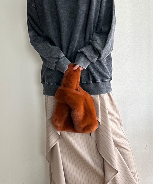 Kotoe（コトエ）の「【9色展開】 カラーエコファーバッグ ワンハンドルバッグ（ハンドバッグ・レディース・ワイン/ブルー/ピンク/キャメル/モカ/ベージュ/ダークグレー/ブラック/カーキ・FREE）」の7枚目の写真