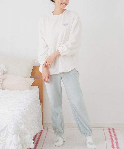 Honeys(ハニーズ)の「【ハニぽか】チュニック丈ルームウェア(上下セット)(ルームウェア/パジャマ・レディース・ホワイト/ピンク/イエロー/ホワイト×グリーン/ブルー・S/M/L/LL)」の1枚目の写真