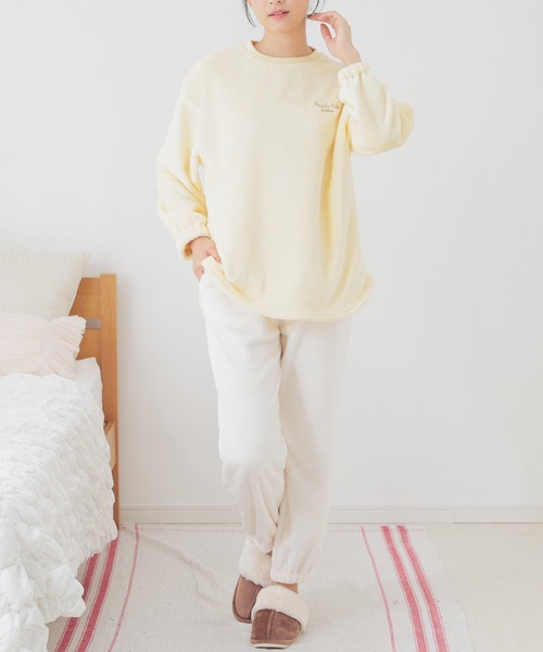 Honeys(ハニーズ)の「【ハニぽか】チュニック丈ルームウェア(上下セット)(ルームウェア/パジャマ・レディース・ホワイト/ピンク/イエロー/ホワイト×グリーン/ブルー・S/M/L/LL)」の4枚目の写真