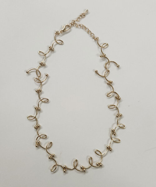 SHENERY（シーナリー）の「ツイストネックレス（ネックレス・レディース・ゴールド/シルバー・FREE）」の8枚目の写真