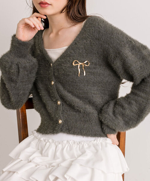 OLIVE des OLIVE(オリーブデオリーブ)の「ブローチ付フェザーカーディガン(カーディガン/ボレロ・レディース・オフホワイト/チャコールグレー/ピンク/モカ・FREE)」の17枚目の写真