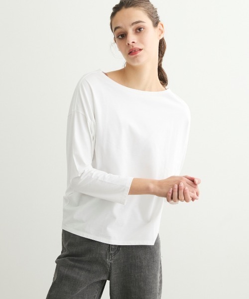 three dots(スリードッツ)の「パウダリーコットン 長袖ボートネックTシャツ(Tシャツ/カットソー・レディース・ホワイト/ブラック・SMALL/X-SMALL)」の2枚目の写真