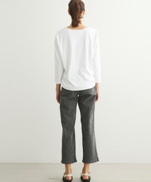 three dots(スリードッツ)の「パウダリーコットン 長袖ボートネックTシャツ(Tシャツ/カットソー・レディース・ホワイト/ブラック・SMALL/X-SMALL)」の15枚目の写真