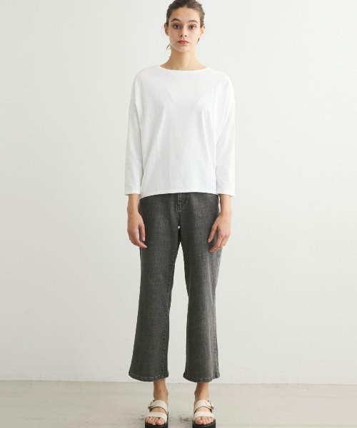 three dots(スリードッツ)の「パウダリーコットン 長袖ボートネックTシャツ(Tシャツ/カットソー・レディース・ホワイト/ブラック・SMALL/X-SMALL)」の13枚目の写真