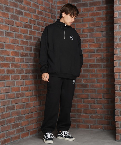 1111clothing(ワンフォークロージング)の「裏起毛 ロゴ刺繍 ハーフジップ スウェット / Half-zip sweatshirt with logo embroidery(スウェット・メンズ・アッシュ/ブラック/グレイッシュベージュ・M/L)」の8枚目の写真