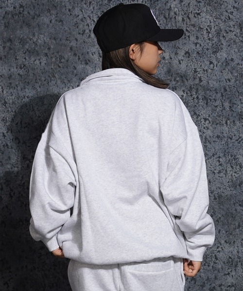 1111clothing(ワンフォークロージング)の「裏起毛 ロゴ刺繍 ハーフジップ スウェット / Half-zip sweatshirt with logo embroidery(スウェット・メンズ・アッシュ/ブラック/グレイッシュベージュ・M/L)」の12枚目の写真