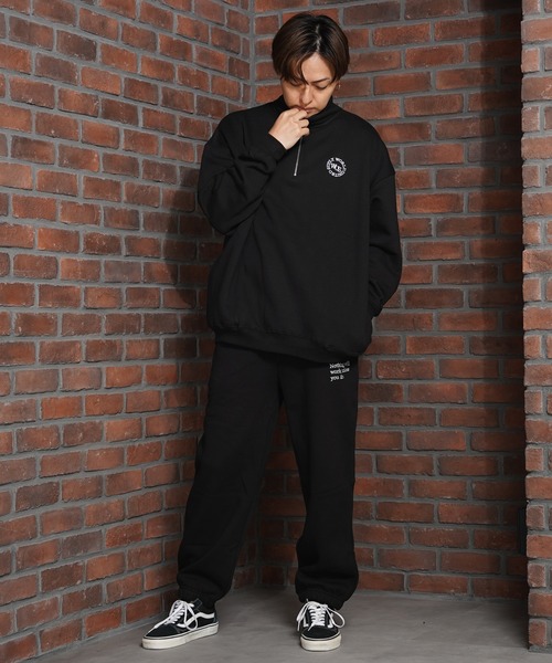 1111clothing(ワンフォークロージング)の「裏起毛 ロゴ刺繍 ハーフジップ スウェット / Half-zip sweatshirt with logo embroidery(スウェット・メンズ・アッシュ/ブラック/グレイッシュベージュ・M/L)」の6枚目の写真
