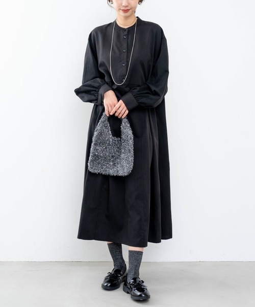 refinedworks（リファインドワークス）の「【refinedworks】 消しプリーツデザインのワンピース（ワンピース・レディース・オリーブ/ブラック・FREE）」の16枚目の写真