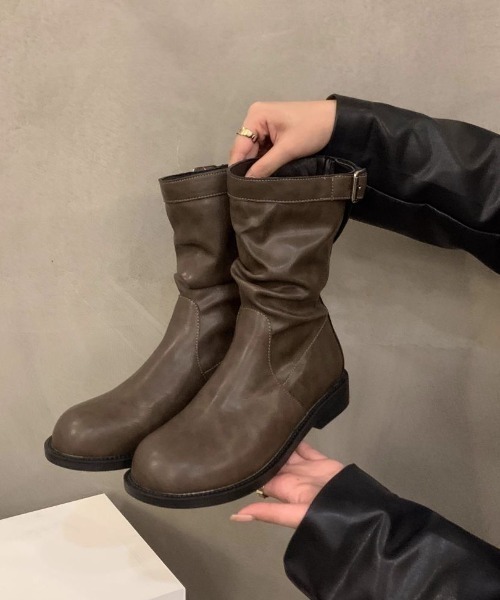 mebole(メボレ)の「バックルミドルブーツ(ブーツ・レディース・ベージュ/ブラウン/ブラック・LARGE/MEDIUM/SMALL)」の22枚目の写真