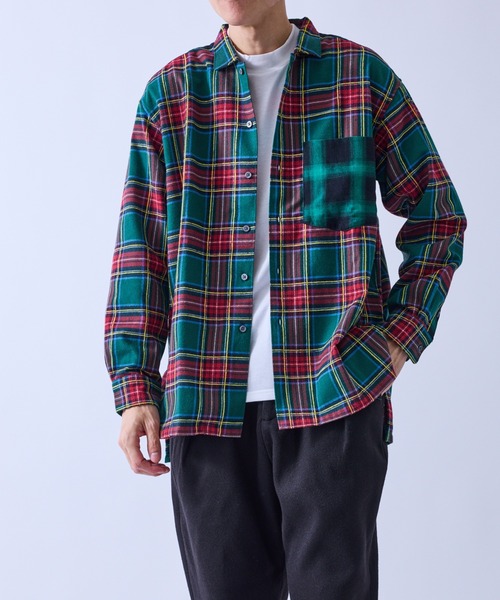  j.n.r.d（ジェー・エヌ・アール・ディー）の「アザーチェックコンビシャツ（シャツ/ブラウス・メンズ・ネイビー/レッド/グリーン・L/LL/M）」の2枚目の写真