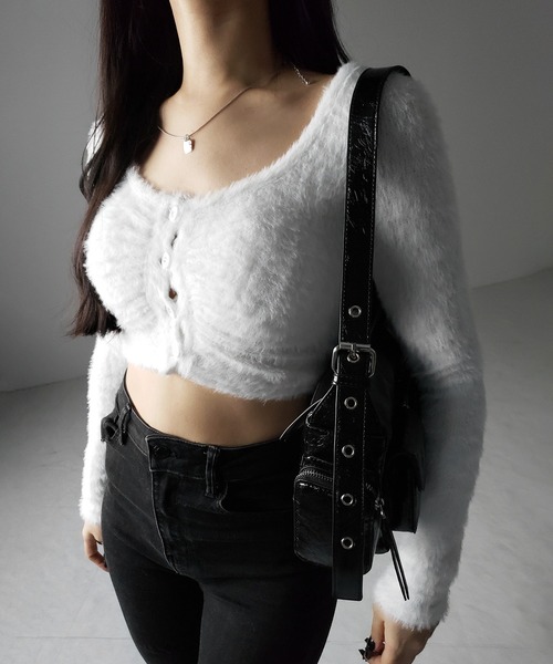me+em select(ミームセレクト)の「【 2color 】フロントボタンシャギーカットショートカーディガン / front button shaggy cut short cardigan(その他トップス・レディース・ホワイト/ブラック・FREE)」の11枚目の写真