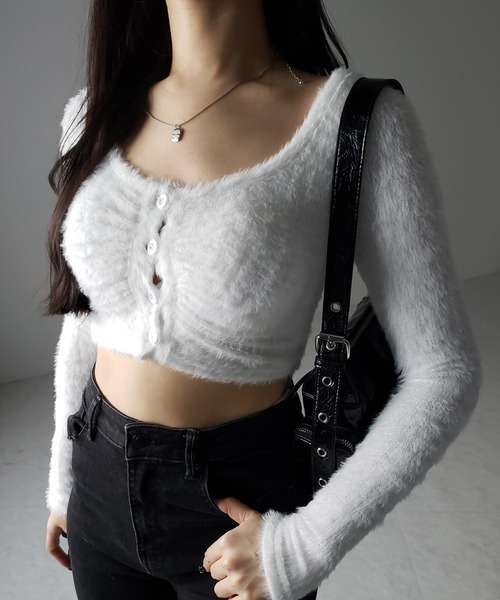 me+em select(ミームセレクト)の「【 2color 】フロントボタンシャギーカットショートカーディガン / front button shaggy cut short cardigan(その他トップス・レディース・ホワイト/ブラック・FREE)」の8枚目の写真