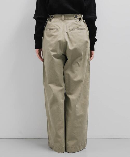 she、プリスティン　ホワイト チノパン コットン混紡 she、プリスティン ホワイト チノパン コットン混紡 she、プリスティン