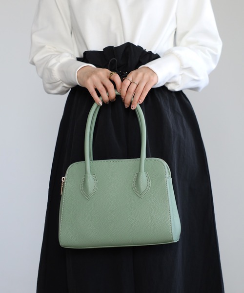GUSCIO（グッシオ）の「【グッシオベーシック】ミニボストンバッグ　２ＷＡＹ　ショルダー付（ボストンバッグ・レディース・ベージュ系その他/ブラック/グリーン/グレイッシュベージュ/ダークグレー/ダークブラウン・FREE）」の6枚目の写真