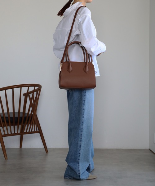 GUSCIO（グッシオ）の「【グッシオベーシック】ミニボストンバッグ　２ＷＡＹ　ショルダー付（ボストンバッグ・レディース・ベージュ系その他/ブラック/グリーン/グレイッシュベージュ/ダークグレー/ダークブラウン・FREE）」の13枚目の写真