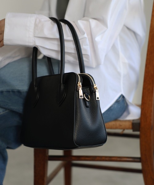 GUSCIO（グッシオ）の「【グッシオベーシック】ミニボストンバッグ　２ＷＡＹ　ショルダー付（ボストンバッグ・レディース・ベージュ系その他/ブラック/グリーン/グレイッシュベージュ/ダークグレー/ダークブラウン・FREE）」の16枚目の写真