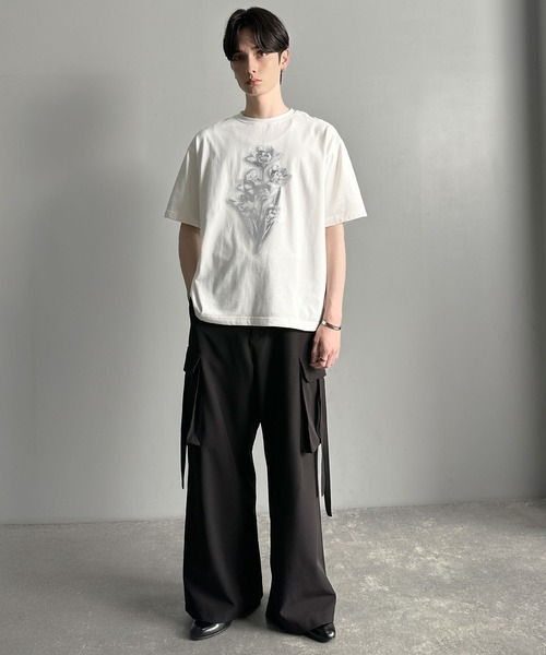 Classical Origin(クラシカルオリジン)の「【Classical Origin】「自分を開花させる。」フラワー柄プリントベーシックフィットTシャツ/Flower Print Basic Fit T-Shirt(Tシャツ/カットソー・メンズ・ブラック/チャコール/オフホワイト・MEDIUM/SMALL/LARGE)」の9枚目の写真