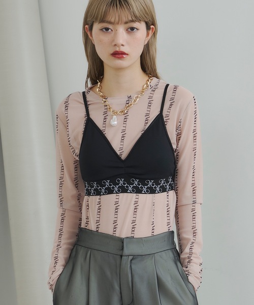 VIOLETTA（ヴィオレッタ）の「ロゴストライプ柄チュールシアートップス（Tシャツ/カットソー・レディース・チャコールグレー/ブラック/ベージュ・FREE）」の18枚目の写真