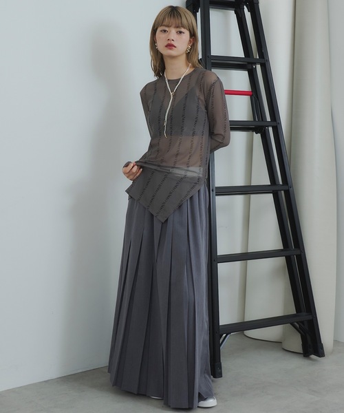 VIOLETTA（ヴィオレッタ）の「ロゴストライプ柄チュールシアートップス（Tシャツ/カットソー・レディース・チャコールグレー/ブラック/ベージュ・FREE）」の20枚目の写真